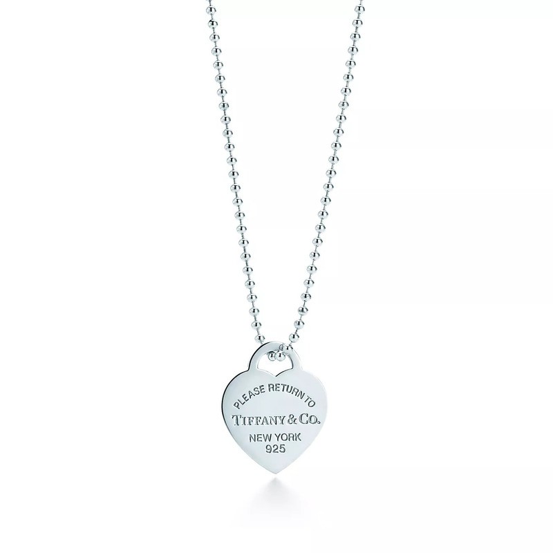 Return to Tiffany Heart tag pendant on a 34" beaded chain. 